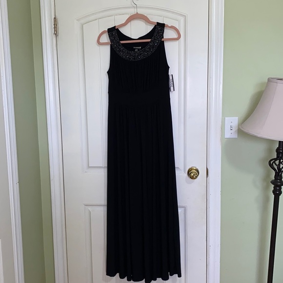 NWT HAANI Maxi Dress Bling Neckline Stretch Black - Picture 1 of 7